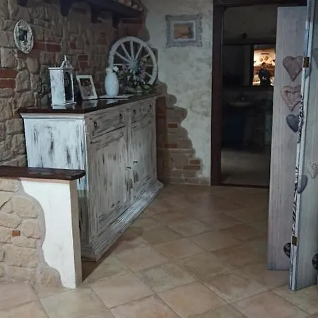 Romantic Loft Apartment Zagarolo